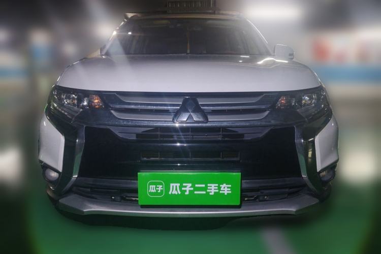Used Mitsubishi Outlander 2018 2.4L 4x4 Elite Edition 5 Seats Front