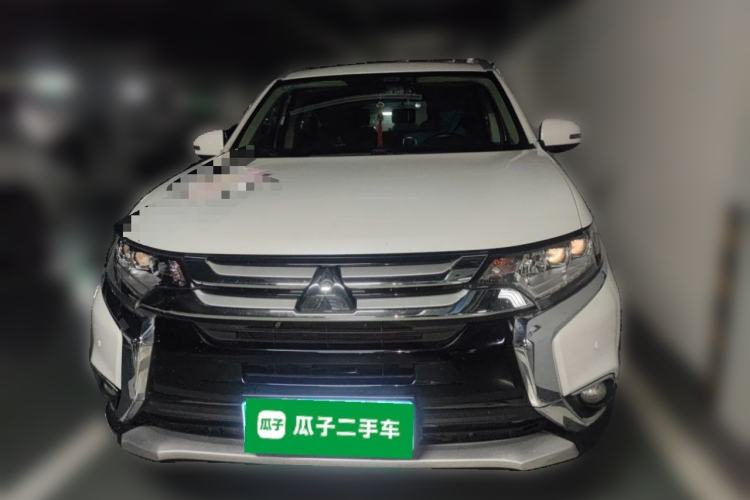 Used Mitsubishi Outlander 2018 2.4L 4x4 Elite Edition 5 Seats Front