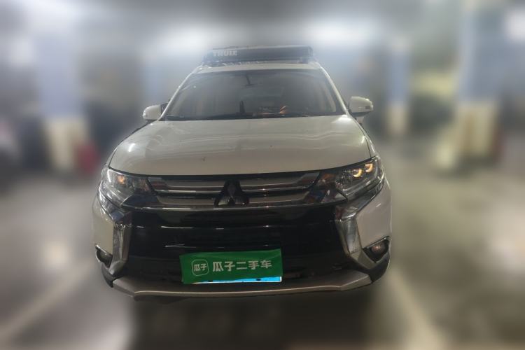 Used Mitsubishi Outlander 2018 2.4L 4x4 Elite Edition 5 Seats Front