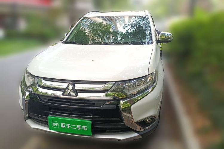 Used Mitsubishi Outlander 2018 2.4L 4x4 Elite Edition 5 Seats Front