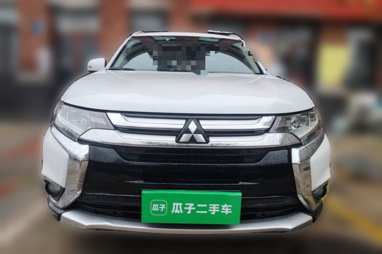 Used Mitsubishi Outlander 2018 2.4L 4x4 Elite Edition 5 Seats Front
