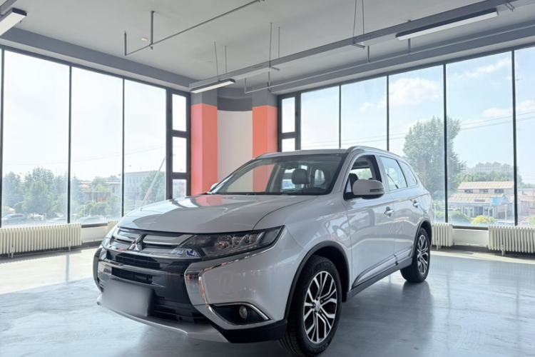 Mitsubishi Outlander 2018 2.4L 4x4 Elite Edition 5 Seats d’occasion Guazi used car, China used car export, Used car for sale, Used cars, Cheapest cars for sale