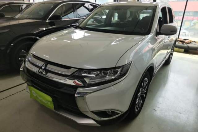 Used Mitsubishi Outlander 2018 2.4L 4x4 Elite Edition 5 Seats