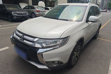 Used Mitsubishi Outlander 2018 2.0L Two-Wheel Drive Glory Edition 5 Seats