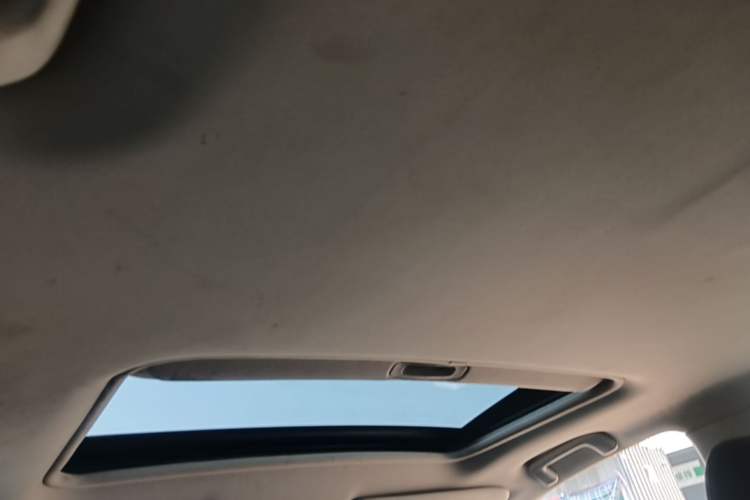 Used Mitsubishi Outlander 2018 2.4L 4x4 Elite Edition 5 Seats Headliner