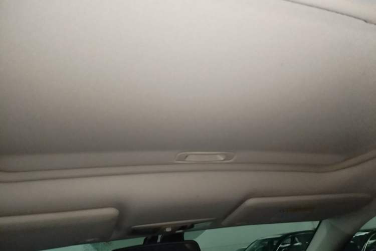 Used Mitsubishi Outlander 2018 2.4L 4x4 Elite Edition 5 Seats Headliner