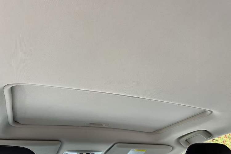 Used Mitsubishi Outlander 2018 2.4L 4x4 Elite Edition 5 Seats Headliner