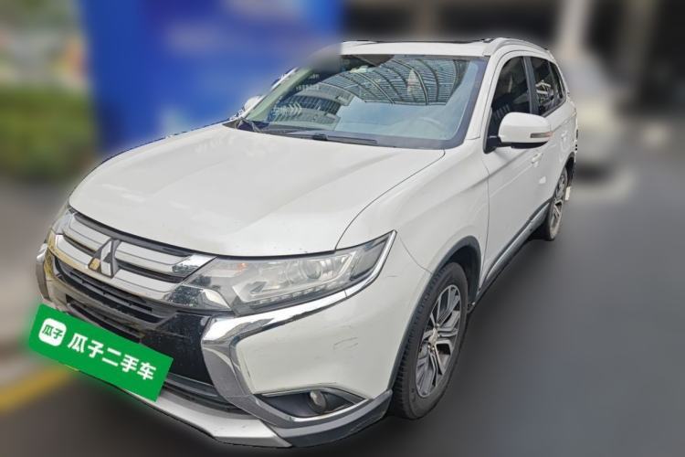 Used Mitsubishi Outlander 2018 2.0L Two-Wheel-Drive Jiale Edition 7-Seater Guazi used car, China used car export, Used car for sale, Used  cars, Cheapest cars for sale