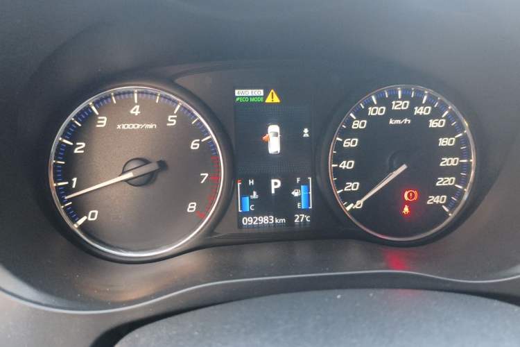 Used Mitsubishi Outlander 2018 2.4L 4x4 Elite Edition 5 Seats Instrument Cluster