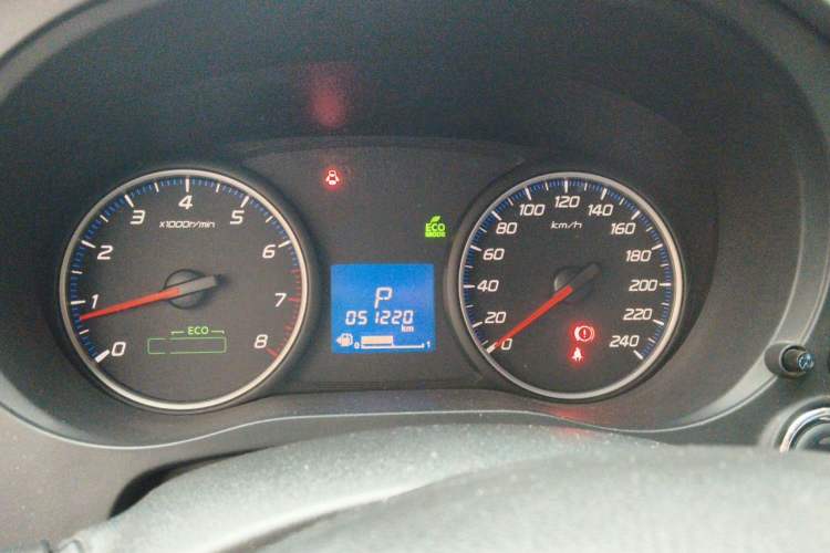 Used Mitsubishi Outlander 2018 2.0L Two-Wheel Drive Glory Edition 5 Seats Instrument Cluster