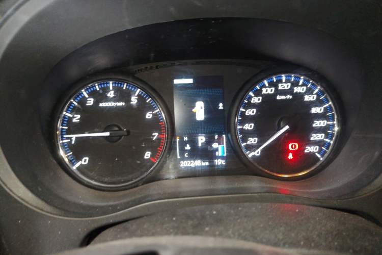 Used Mitsubishi Outlander 2018 2.4L 4x4 Elite Edition 5 Seats Instrument Cluster