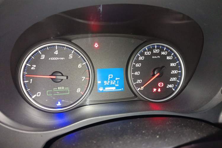 Used Mitsubishi Outlander 2018 2.0L Two-Wheel Drive Glory Edition 5 Seats Instrument Cluster