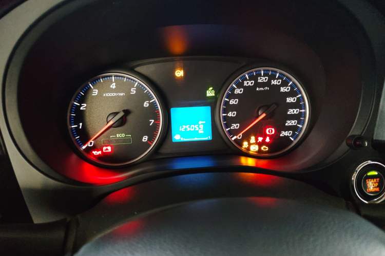 Used Mitsubishi Outlander 2018 2.0L Two-Wheel Drive Glory Edition 5 Seats Instrument Cluster