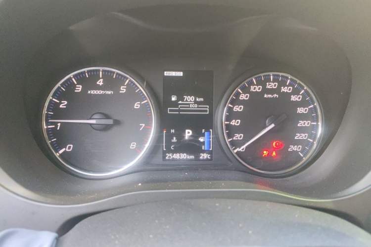 Used Mitsubishi Outlander 2018 2.4L 4x4 Elite Edition 5 Seats Instrument Cluster