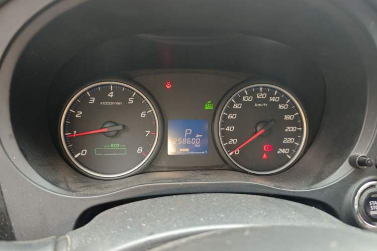Used Mitsubishi Outlander 2018 2.0L Two-Wheel-Drive Jiale Edition 7-Seater Instrument Cluster