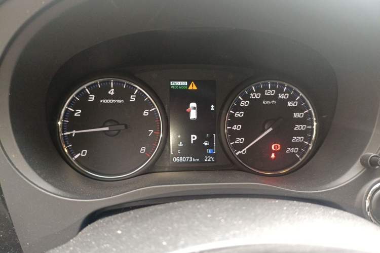 Used Mitsubishi Outlander 2018 2.4L 4x4 Elite Edition 5 Seats Instrument Cluster