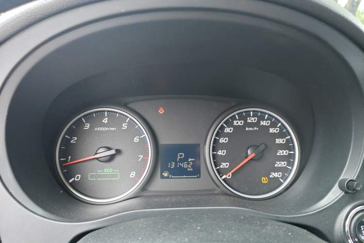 Used Mitsubishi Outlander 2018 2.0L Two-Wheel Drive Glory Edition 5 Seats Instrument Cluster