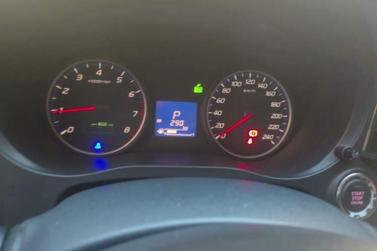 Used Mitsubishi Outlander 2018 2.0L Two-Wheel-Drive Jiale Edition 7-Seater Instrument Cluster