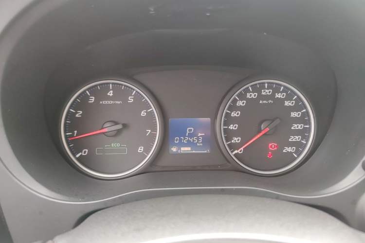 Used Mitsubishi Outlander 2018 2.0L Two-Wheel Drive Glory Edition 5 Seats Instrument Cluster