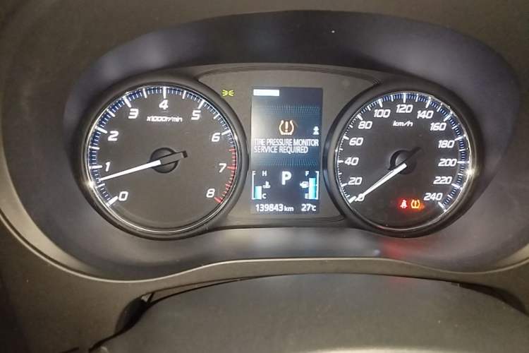 Used Mitsubishi Outlander 2018 2.4L 4x4 Elite Edition 5 Seats Instrument Cluster
