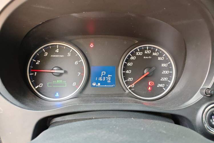 Used Mitsubishi Outlander 2018 2.0L Two-Wheel Drive Glory Edition 5 Seats Instrument Cluster