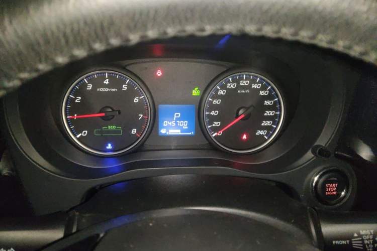 Used Mitsubishi Outlander 2018 2.0L Two-Wheel Drive Glory Edition 5 Seats Instrument Cluster