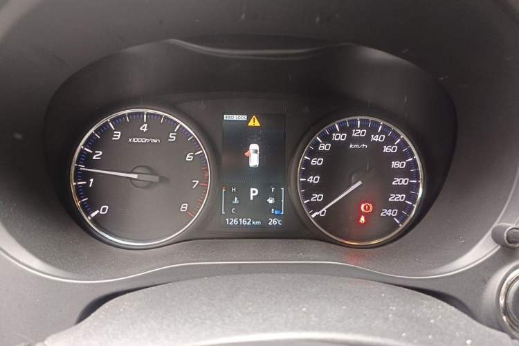 Used Mitsubishi Outlander 2018 2.4L 4x4 Luxury Edition 7-Seater Instrument Cluster