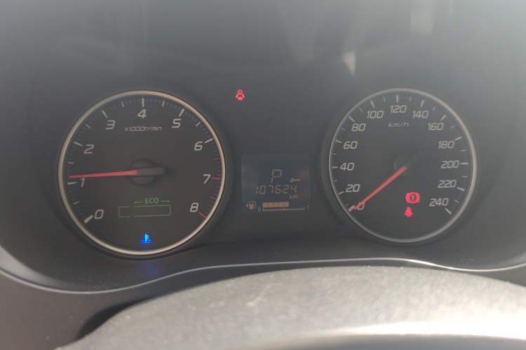 Used Mitsubishi Outlander 2018 2.0L Two-Wheel-Drive Jiale Edition 7-Seater Instrument Cluster