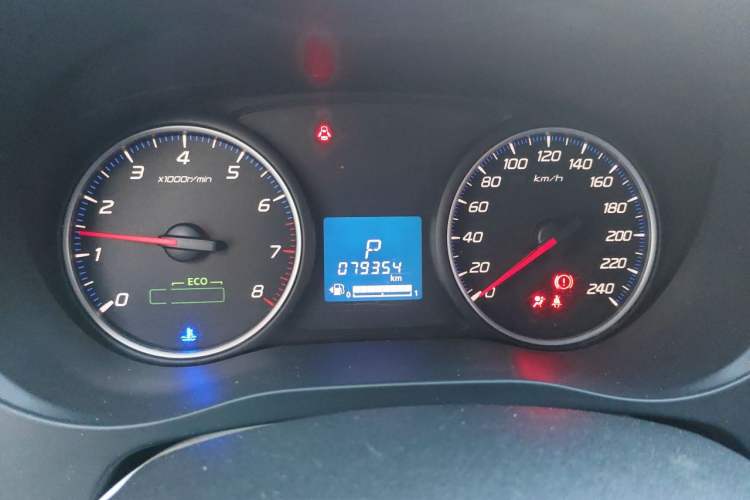 Used Mitsubishi Outlander 2018 2.0L Two-Wheel Drive Glory Edition 5 Seats Instrument Cluster
