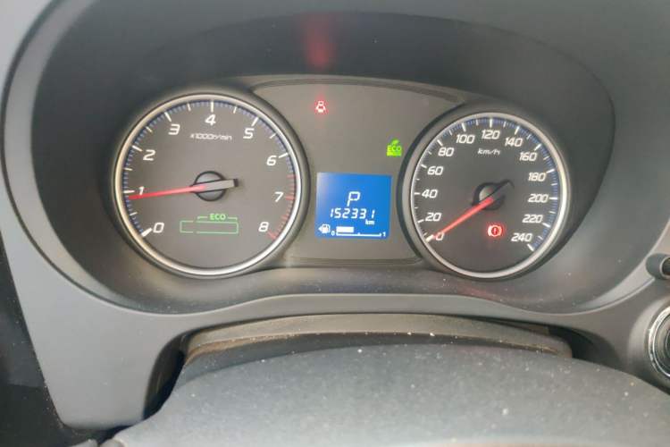 Used Mitsubishi Outlander 2018 2.0L Two-Wheel-Drive Jiale Edition 7-Seater Instrument Cluster