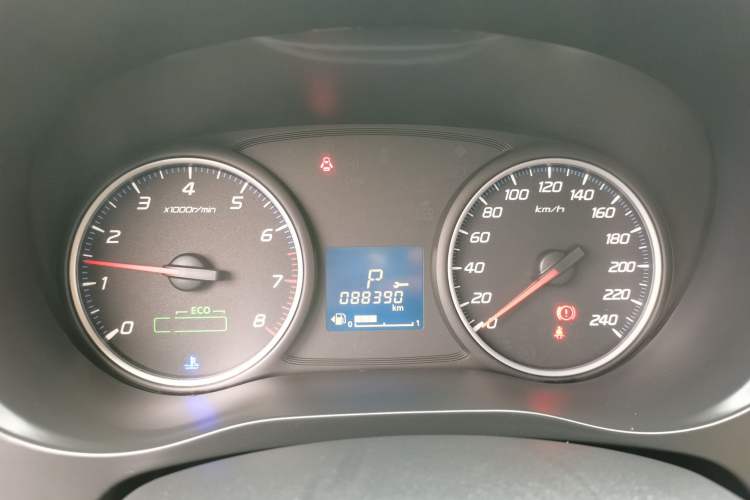 Used Mitsubishi Outlander 2018 2.0L Two-Wheel Drive Glory Edition 5 Seats Instrument Cluster
