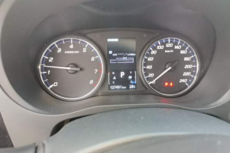 Used Mitsubishi Outlander 2018 2.4L 4x4 Elite Edition 5 Seats Instrument Cluster