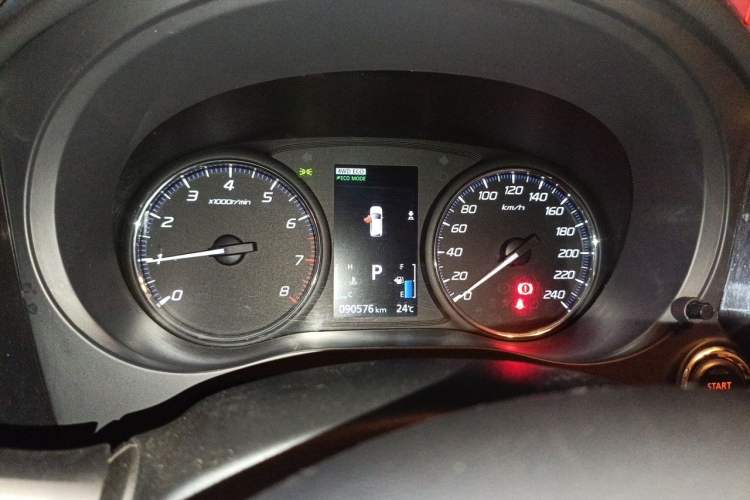 Used Mitsubishi Outlander 2018 2.4L 4x4 Elite Edition 5 Seats Instrument Cluster