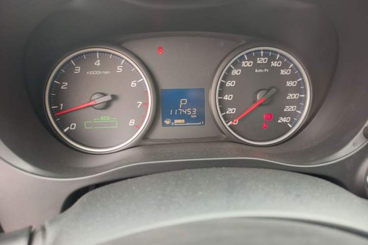 Used Mitsubishi Outlander 2018 2.0L Two-Wheel Drive Glory Edition 5 Seats Instrument Cluster