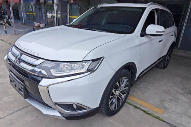 Used Mitsubishi Outlander 2018 2.4L 4x4 Elite Edition 5 Seats