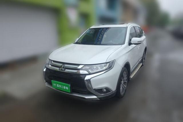 Used Mitsubishi Outlander 2018 2.0L Two-Wheel Drive Glory Edition 5 Seats