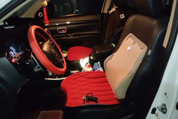 Used Mitsubishi Outlander 2018 2.4L 4x4 Elite Edition 5 Seats Left Front Seat