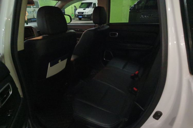 Used Mitsubishi Outlander 2018 2.0L Two-Wheel Drive Glory Edition 5 Seats Left Rear Seat