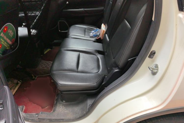Used Mitsubishi Outlander 2018 2.4L 4x4 Luxury Edition 7-Seater Left Rear Seat