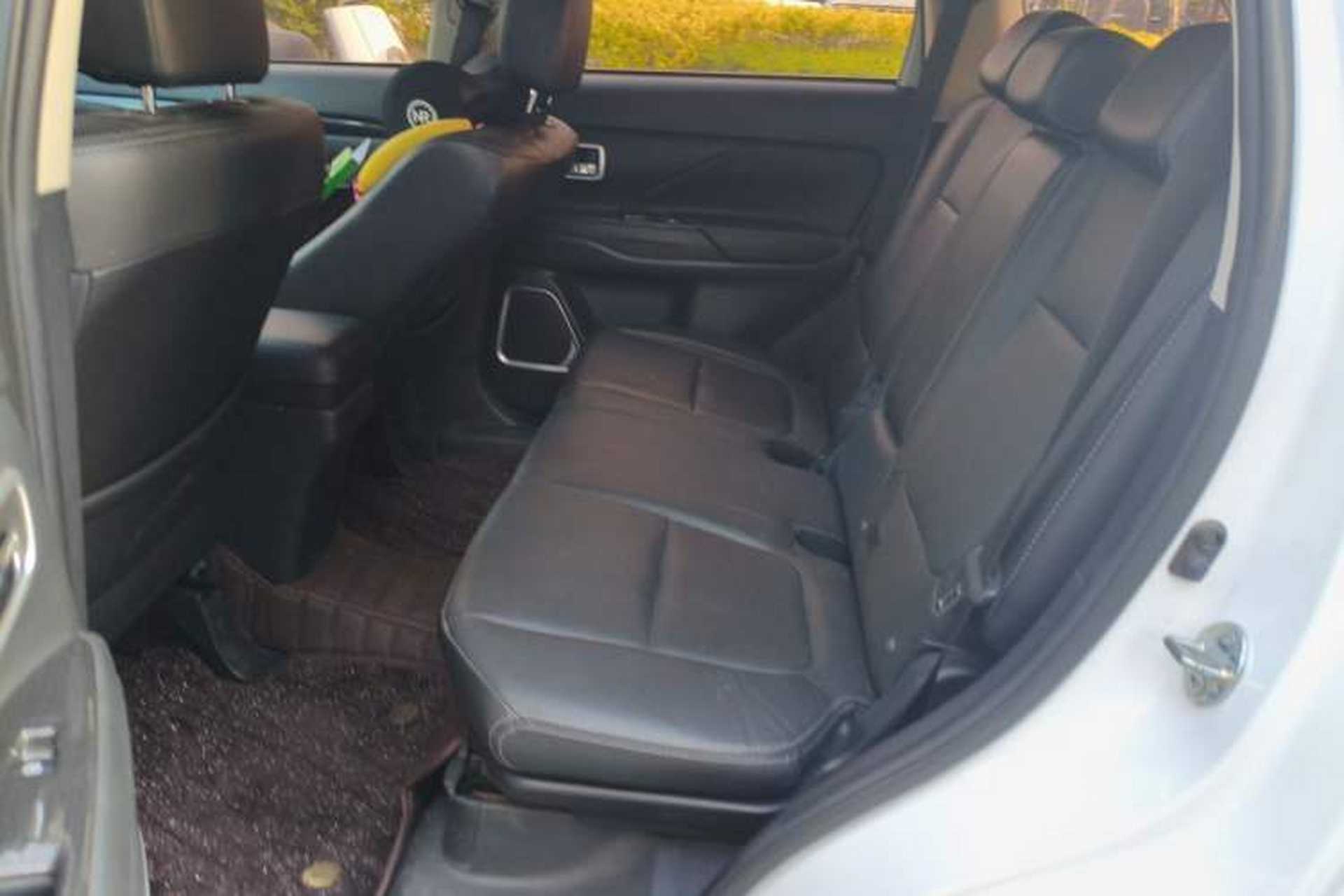 Used Mitsubishi Outlander 2018 2.4L 4x4 Elite Edition 5 Seats Left Rear Seat