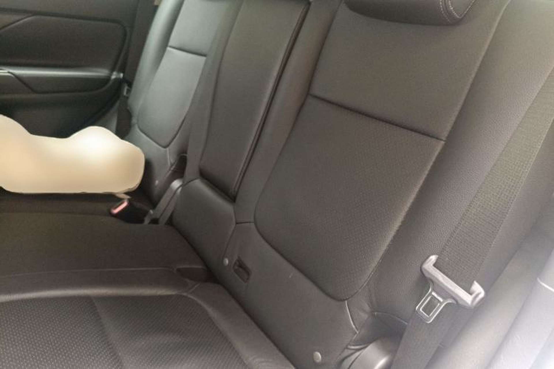 Used Mitsubishi Outlander 2018 2.4L 4x4 Elite Edition 5 Seats Left Rear Seat