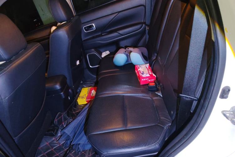 Used Mitsubishi Outlander  Left Rear Seat