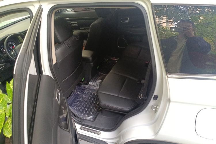 Used Mitsubishi Outlander 2018 2.4L 4x4 Elite Edition 5 Seats Left Rear Seat