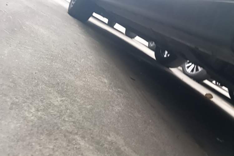 Used Mitsubishi Outlander 2018 2.0L Two-Wheel-Drive Jiale Edition 7-Seater Left Side Sill