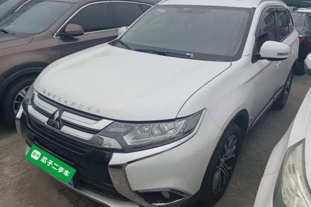 Used Mitsubishi Outlander 2018 2.0L Two-Wheel-Drive Jiale Edition 7-Seater