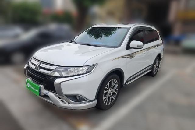 Used Mitsubishi Outlander 2018 2.0L Two-Wheel Drive Glory Edition 5 Seats