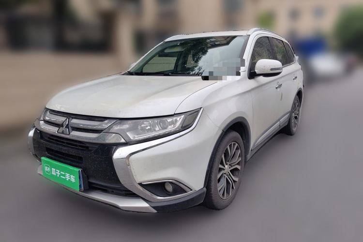 Used Mitsubishi Outlander 2018 2.0L Two-Wheel-Drive Jiale Edition 7-Seater Guazi used car, China used car export, Used car for sale, Used  cars, Cheapest cars for sale