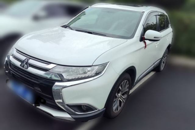 Used Mitsubishi Outlander 2018 2.0L Two-Wheel Drive Glory Edition 5 Seats