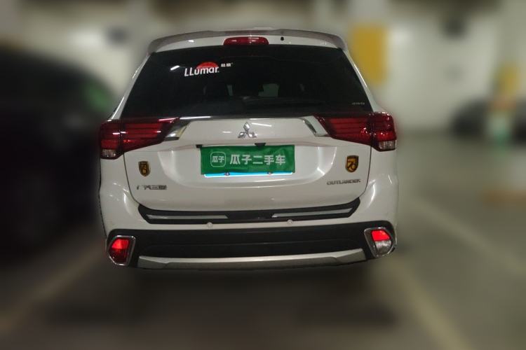 Used Mitsubishi Outlander 2018 2.4L 4x4 Elite Edition 5 Seats Rear
