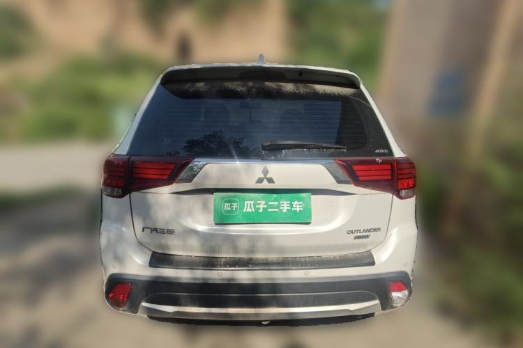 Used Mitsubishi Outlander 2018 2.4L 4x4 Elite Edition 5 Seats Rear